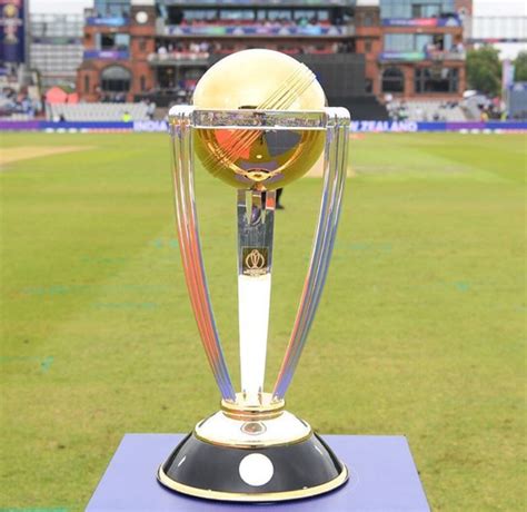 ICC world cup trophy returns to British soil for the first time