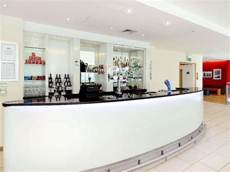 Travelodge Milton Keynes The Hub Hotel, Milton Keynes | 2021 Updated ...