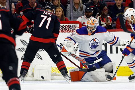 Hurricanes score four goals in a 5:31 span in first period, beat Oilers ...