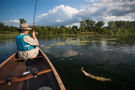 Minnesota Fishing Spots in the Twin Cities Gateway - By Bike