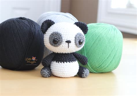 Free Panda Pattern