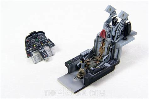 F-5E Tiger II Cockpit set ejection seat