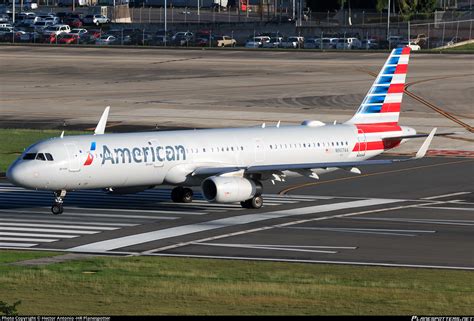 N907AA American Airlines Airbus A321-231(WL) Photo by HR Planespotter ...