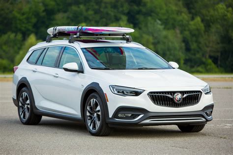 VWVortex.com - 2018 Buick Regal Sportback & TourX wagon unveiled