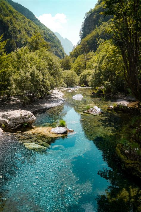 A Guide to Theth: Albania’s Mountain Paradise - Scratch your mapa