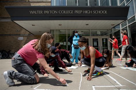 New concerns shake Walter Payton College Prep as students stage walkout, pack school council ...