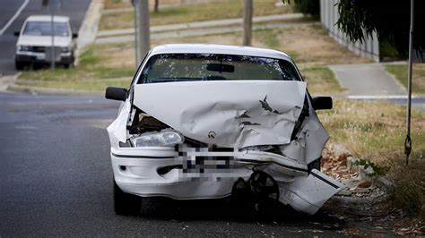 No injuries in Ballarat North crash | The Courier | Ballarat, VIC