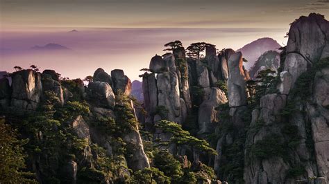 Sunrise in Huangshan yellow mountains, Anhui Province, China | Windows ...