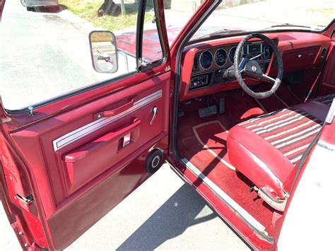 1982 Dodge Ram 150 Royal Interior – Barn Finds