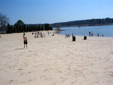 Acworth Beach | Official Georgia Tourism & Travel Website | Explore Georgia.org