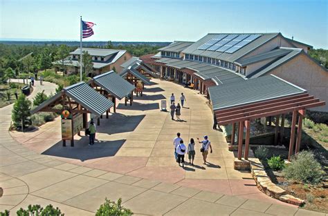 File:Grand Canyon Visitor Center.jpg - Wikimedia Commons