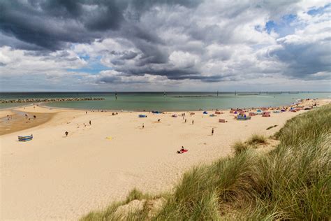 Sea Palling Beach Storm Overhead – Paul Macro Photography