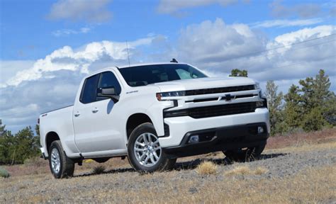 2020 Chevy Silverado LT Colors, Redesign, Engine, Price and Release ...