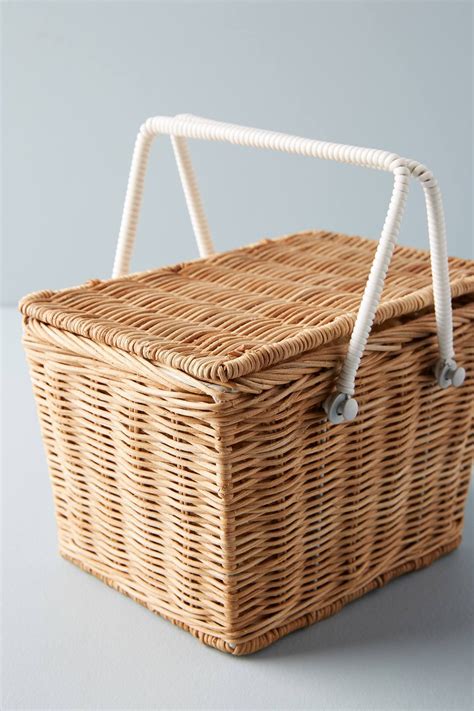 Wicker Picnic Basket | Picnic basket, Wicker picnic basket, Picnic basket set