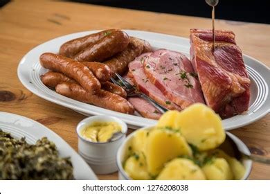 617 German sausage platter Images, Stock Photos & Vectors | Shutterstock