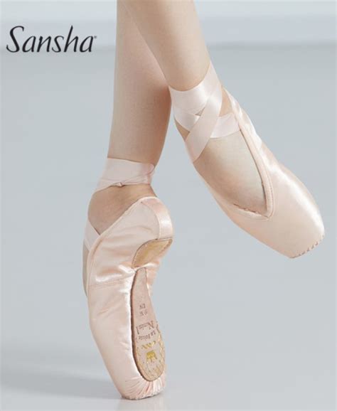 15 Best Pointe Shoe Brands For Beginners & Professionals - City Dance Studios