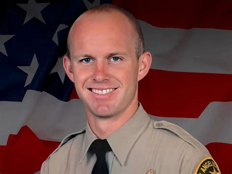 Los Angeles sheriff's deputy dies after being shot in patrol vehicle ...