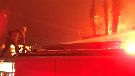 Ventura family searches through rubble left by raging Thomas Fire ...