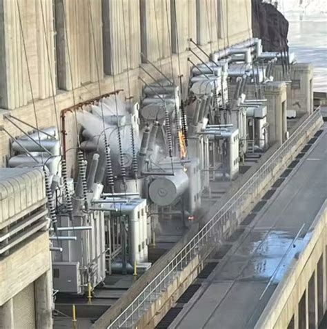 Explosion at Hoover Dam (videos): Prepare yourself for electricity ...