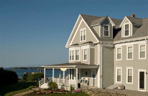 The Topside Inn (Boothbay Harbor, ME) - Resort Reviews - ResortsandLodges.com