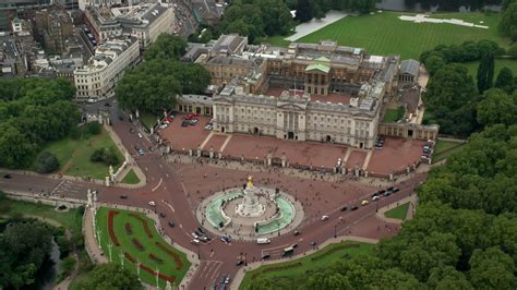 Buckingham Palace, London Aerial Stock Footage - 49 Videos | Axiom Images