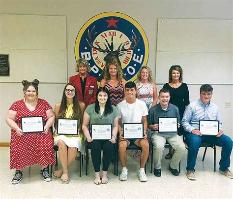 Elks Lodge presents scholarships - The Telegram News