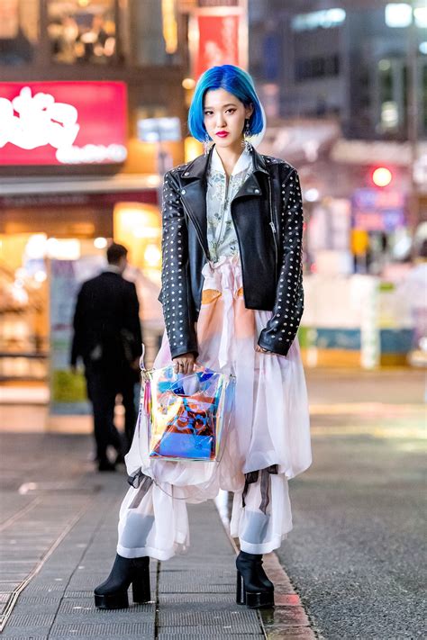 The Best Street Style From Tokyo Fashion Week Fall 2018 | Japan fashion street, Harajuku fashion ...