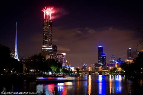 Australia Day Fireworks - Melbourne | Fireworks over the Yar… | Flickr