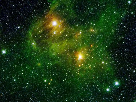 Descubren por qué hay algunas galaxias verdes | Taringa!