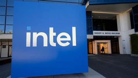 Intel Reveals Why It's Delaying A $20 Billion Mega Chip Plant In Ohio ...