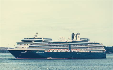 Cruise Ship Free Stock Photo - Public Domain Pictures