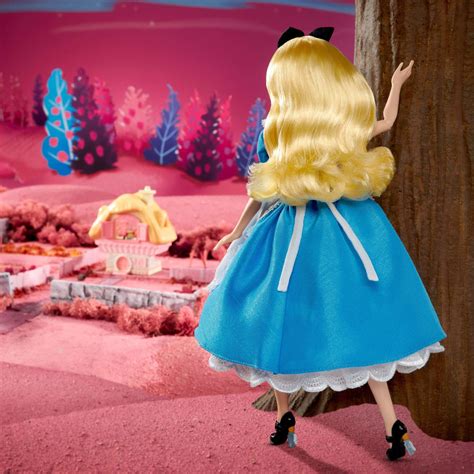 Disney Collector Alice in Wonderland Doll – Mattel Creations