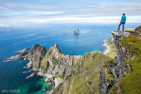 Hiking to Måtind on the Stave-Bleik Coastal Trail, Vesteralen, Norway | Earth Trekkers