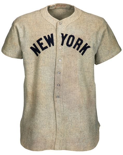 Lou Gehrig game-worn Yankees jersey could fetch record $2 million