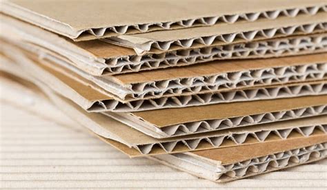 Corrugated Fiberboard & Cardboard: What’s The Difference?