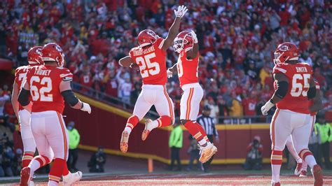 Chiefs Top Plays from Week 14 | Chiefs vs. Raiders