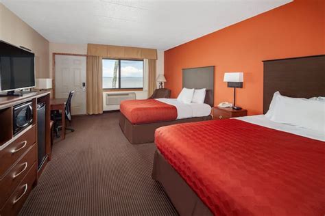 AmericInn by Wyndham Ashland | Ashland, WI Hotels