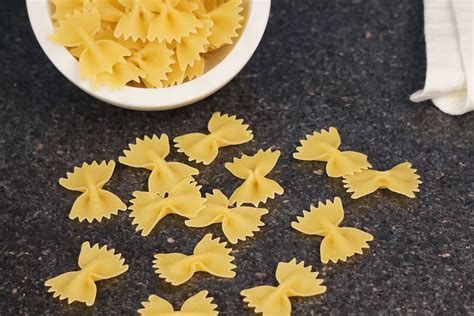 Farfalle (Bow Ties) | Share the Pasta