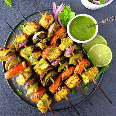 Hariyali Paneer Tikka - Cooking Carnival