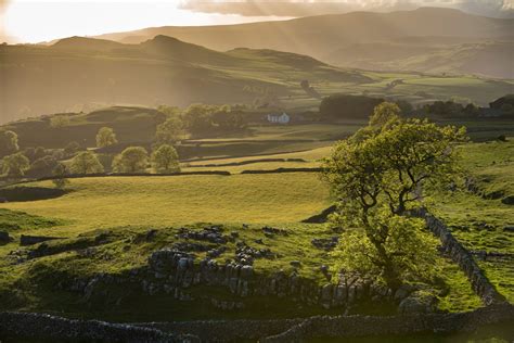 A Dales for all Seasons - Yorkshire Dales National Park : Yorkshire Dales National Park