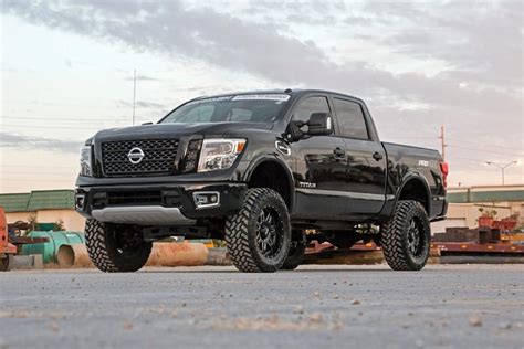 Rough Country 6" Lift for the 2016+ Nissan Titan XD - Nissan Race Shop