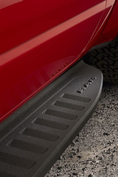 Ram and Mopar debut custom accessory lineup for 2019 Ram 1500 at ...