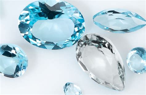 What does blue topaz crystal do? - AAA cubic zirconia