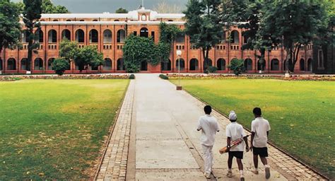 Top 10 Best Boarding Schools In India | Schools of India