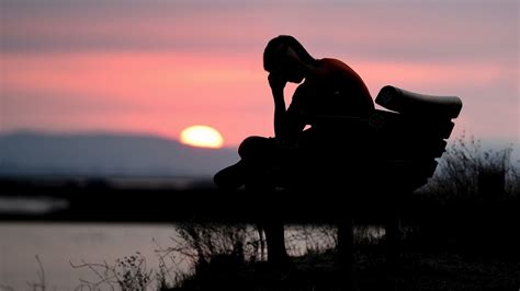 Man Is Sitting Alone Sad In Silhouette Background 4K HD Sad Wallpapers ...