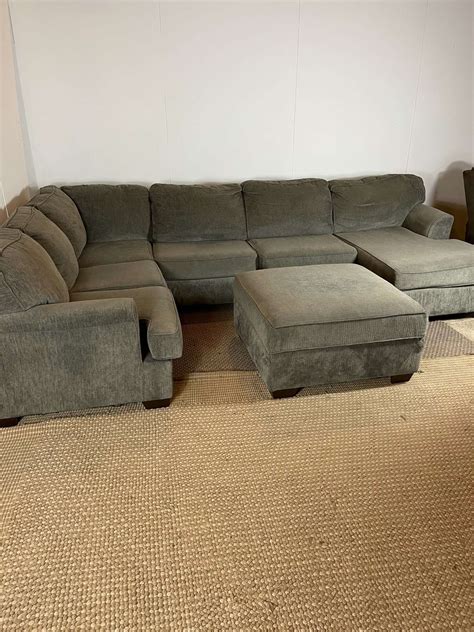 Gray Sectional Couch w/ Ottoman - OneUp Furniture