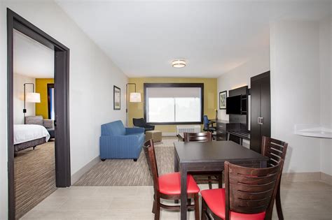 HOLIDAY INN EXPRESS & SUITES ELY $169 ($̶2̶1̶8̶) - Updated 2023 Prices & Hotel Reviews - NV