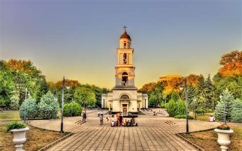 DIKLOSM TRAVEL AGENCY: MOLDOVA