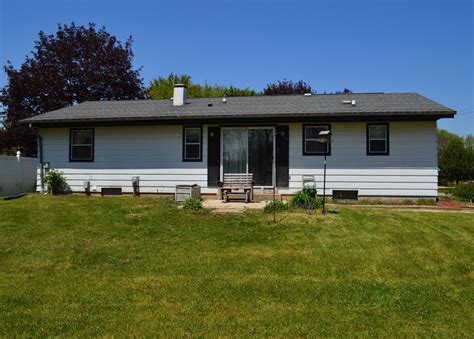 Saukville, WI Real Estate - Saukville Homes for Sale | realtor.com®