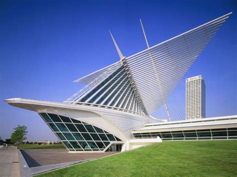 Calatrava's Soaring Pavilion Spreads its Wings to Create Shade ...